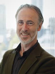 Shining a Light on Discovery: A Conversation with VizBi Organizer Sean O’Donoghue